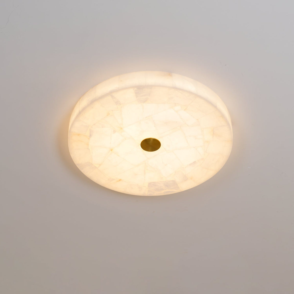 Nivael ronde plafondlamp van albast