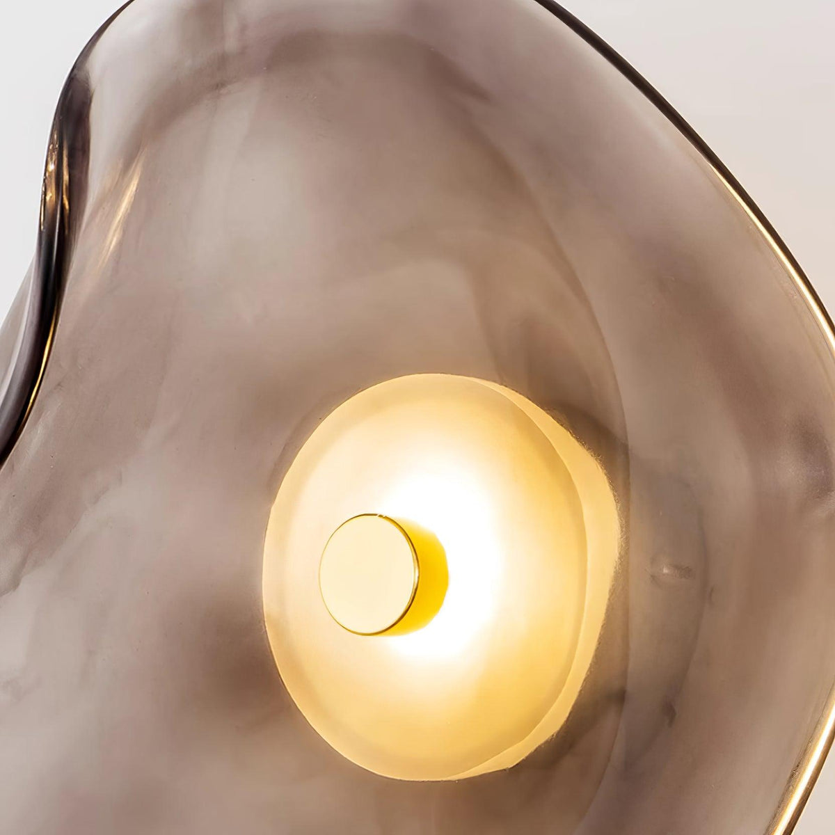 Kira wandlamp met amberkleurig glas