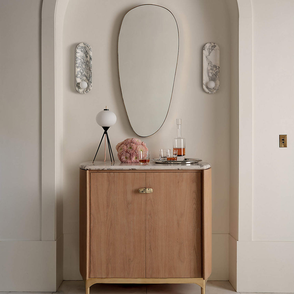 Liorisette wandlamp