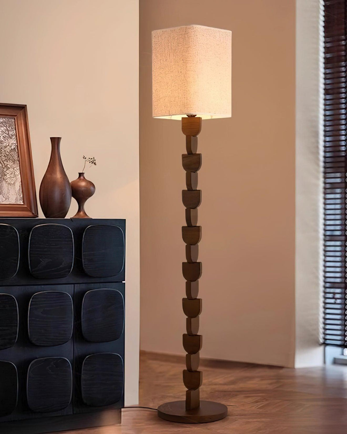 Rinoreria vloerlamp van walnoot