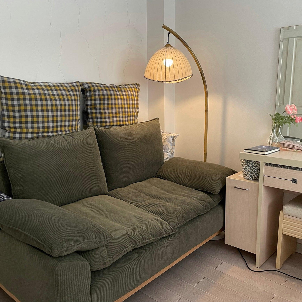 Liveno Minimalistische vloerlamp van marmer