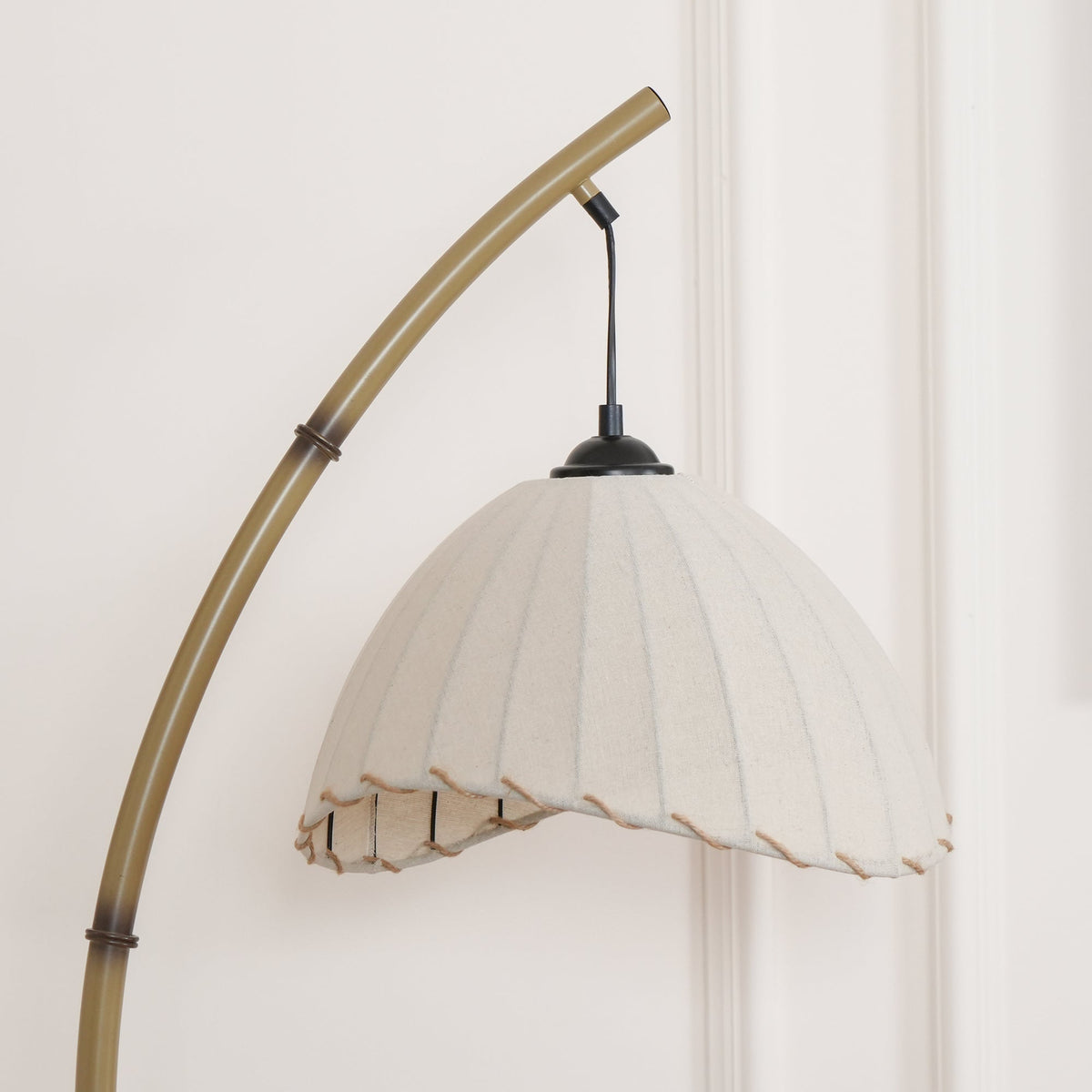 Liveno Minimalistische vloerlamp van marmer