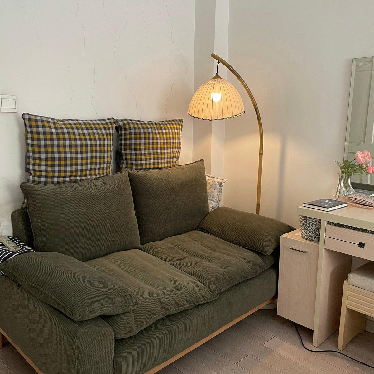 Liveno Minimalistische vloerlamp van marmer