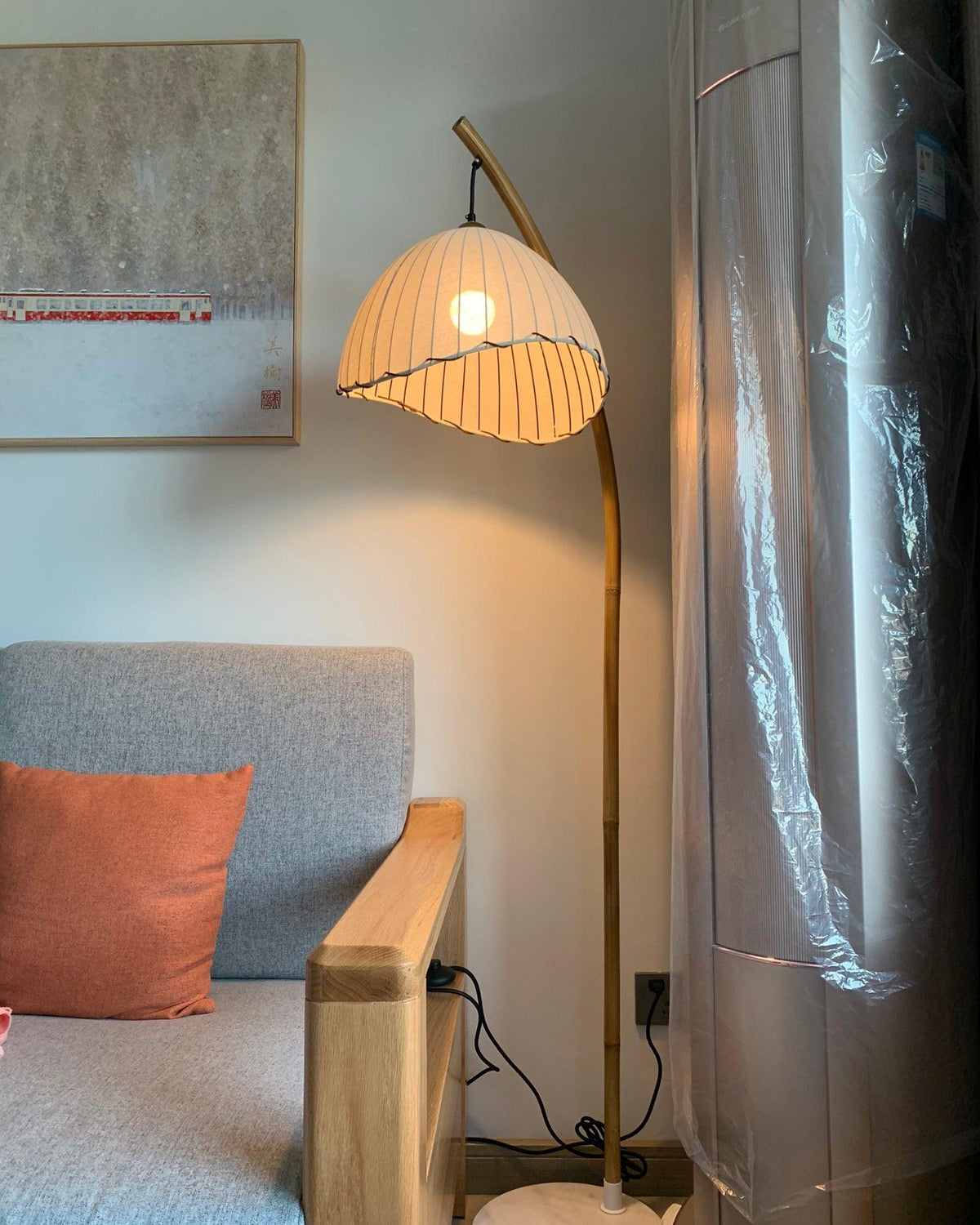 Liveno Minimalistische vloerlamp van marmer