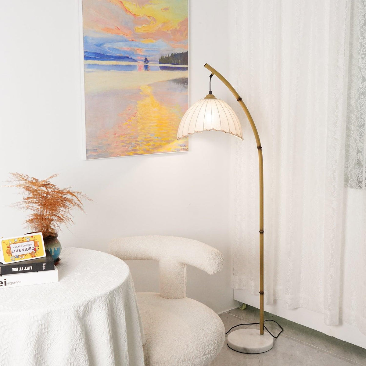 Liveno Minimalistische vloerlamp van marmer
