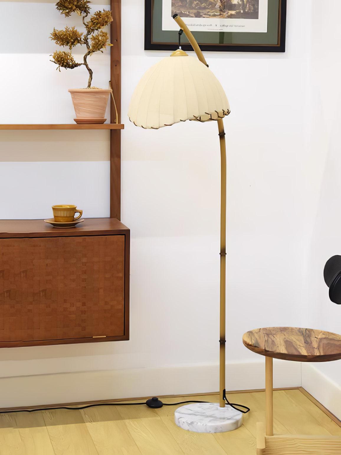 Liveno Minimalistische vloerlamp van marmer
