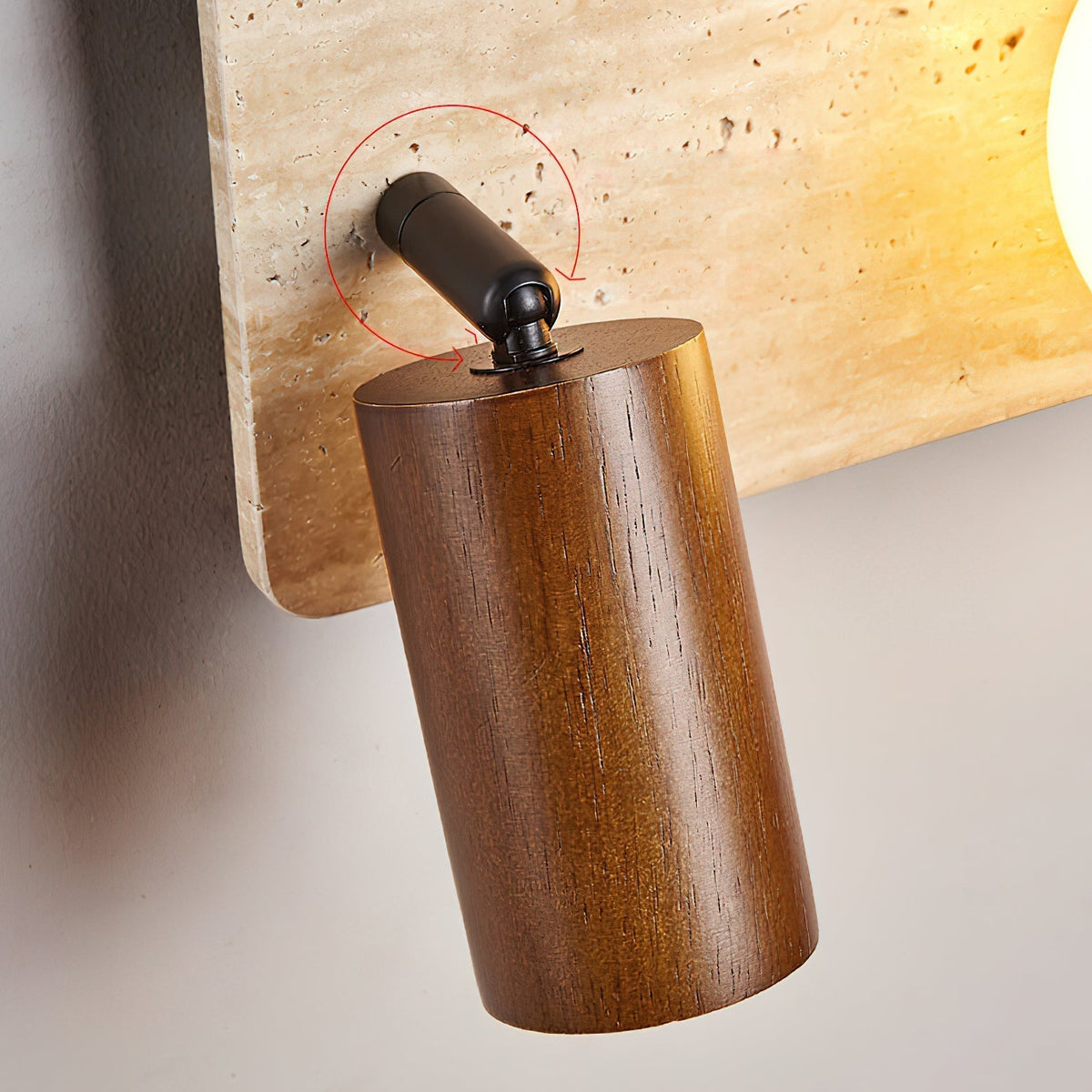 Luka wandlamp