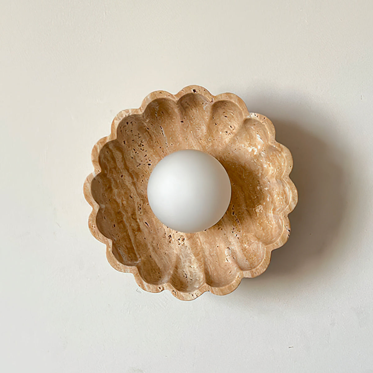 Valielia Flower wandlamp Beige Geel travertin