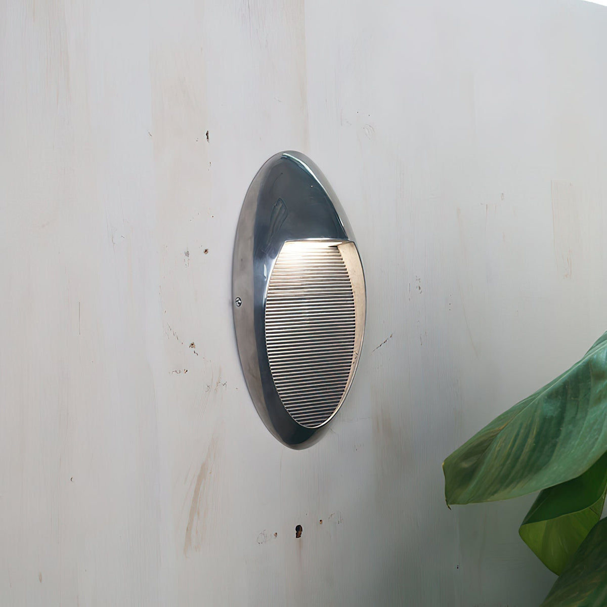Celivora wandlamp met glazen kap