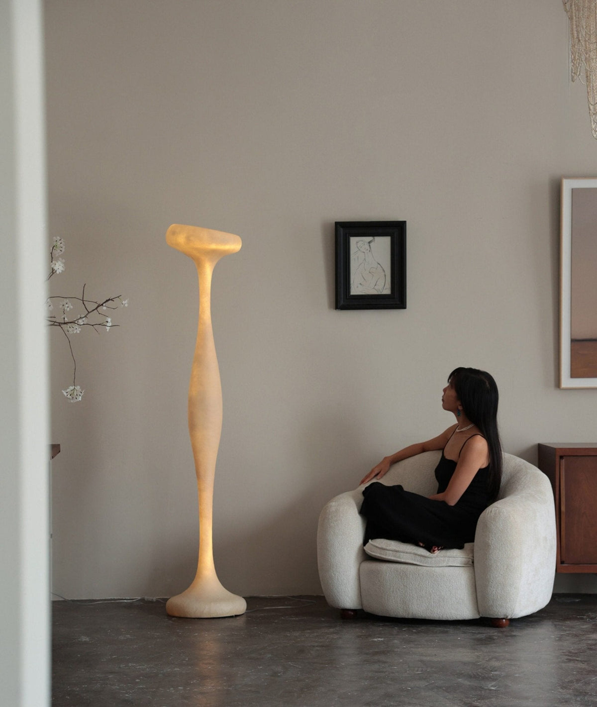 Sorenne sculpturale hoge vloerlamp