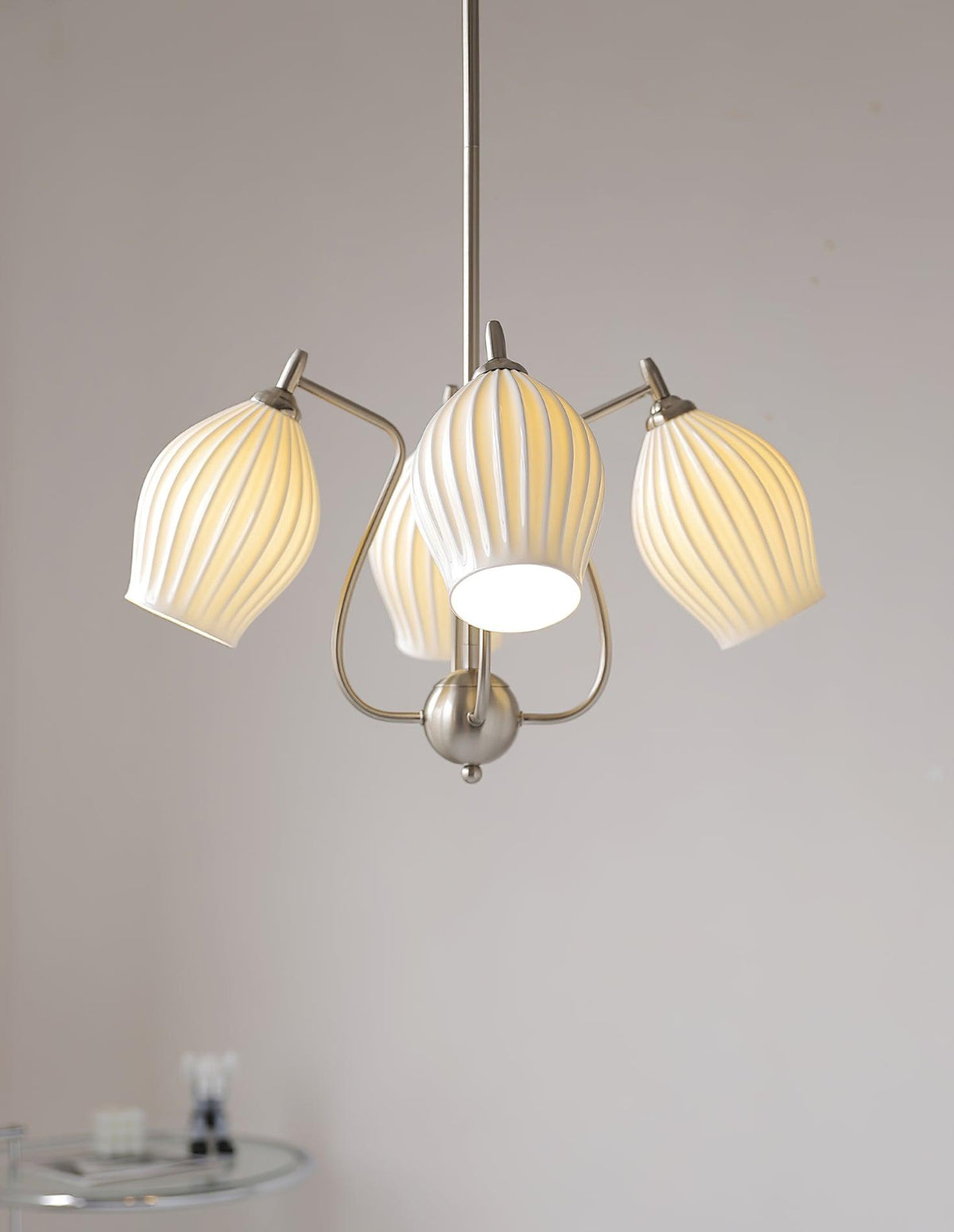 Pravin Kroonluchter keramiek Ribbed Sculptural glas Elegant