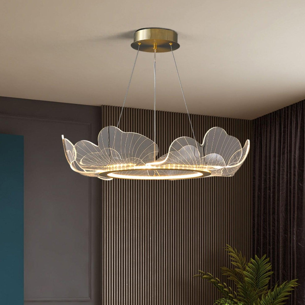 Lucisora hanglamp met mat acryl en bloemblaadring