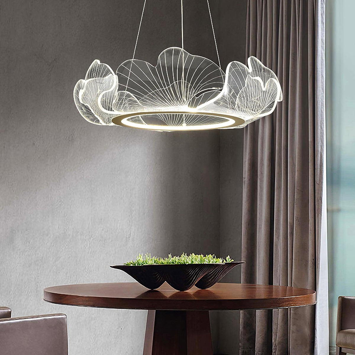 Lucisora hanglamp met mat acryl en bloemblaadring