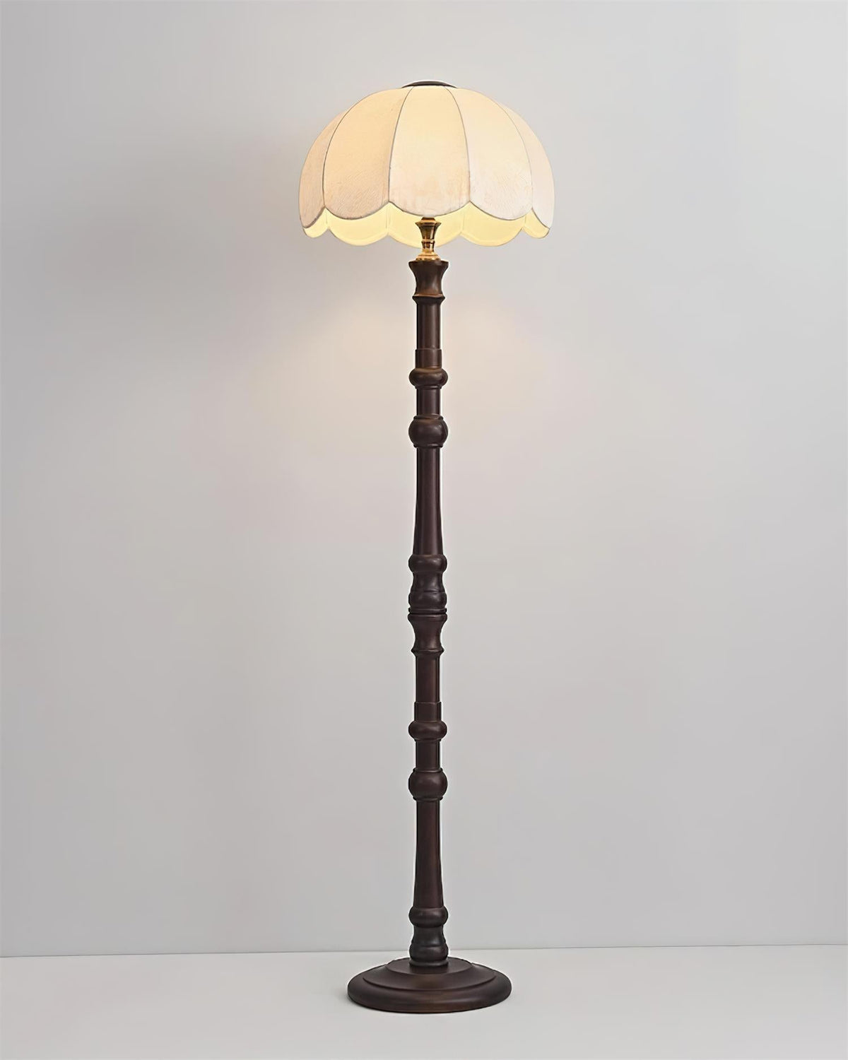 Viraoella vloerlamp