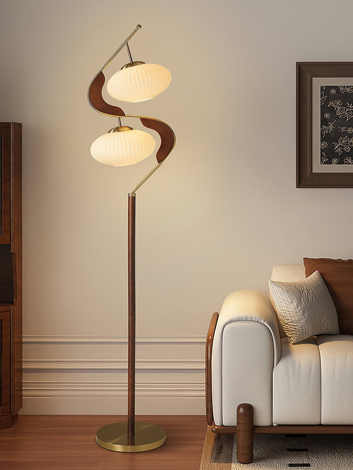 Miruaya moderne vloerlamp in walnootkleur en goud