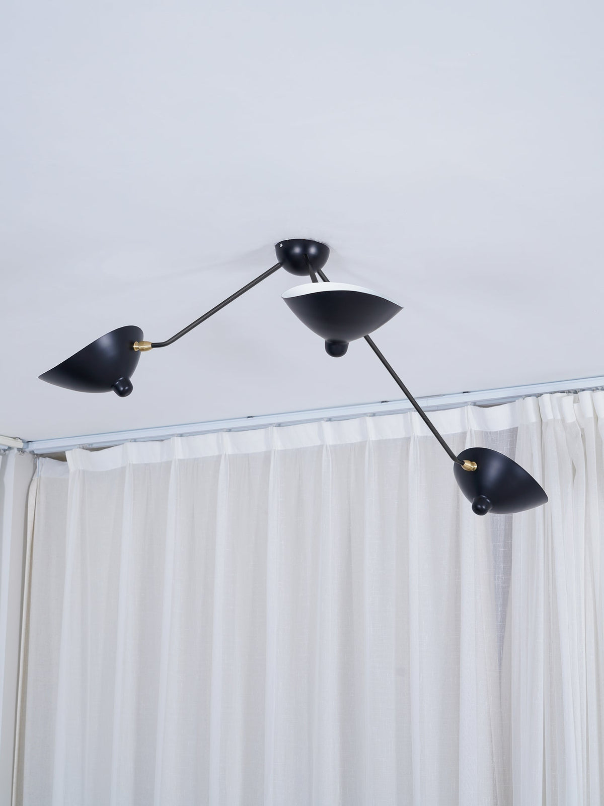 Elaoraine plafondlamp driearm zwart sculpturaal