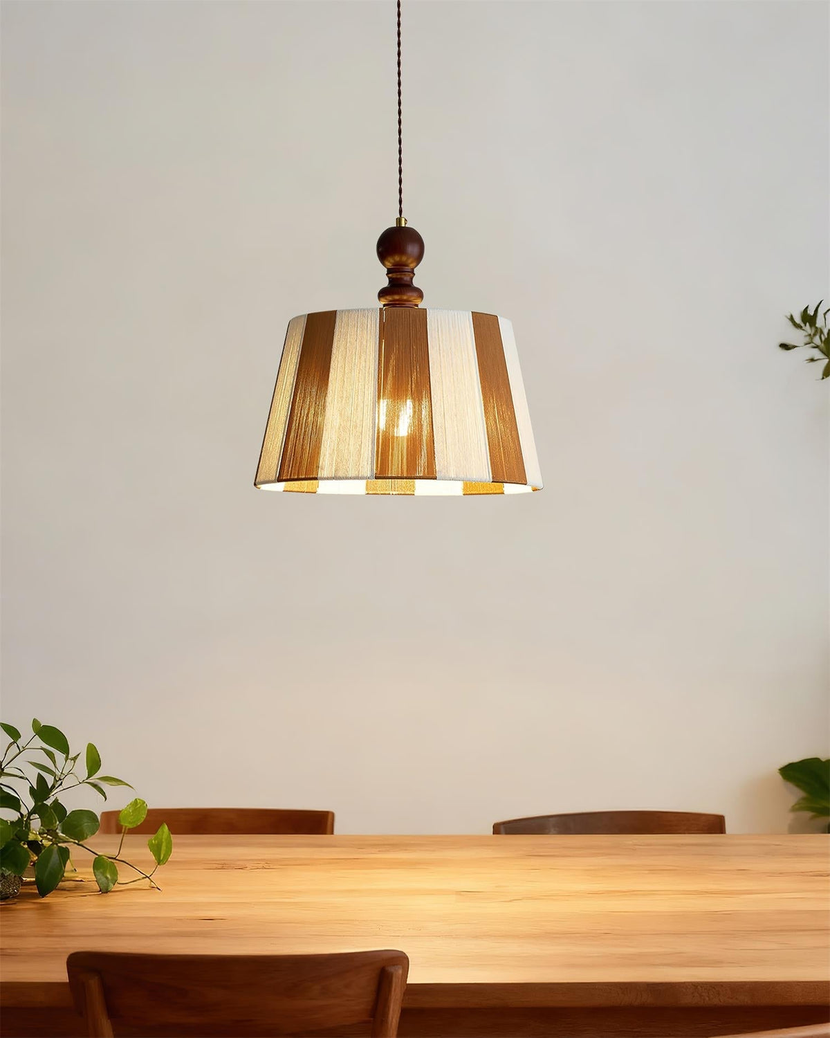 Renisira hanglamp met strepen in walnootkleur
