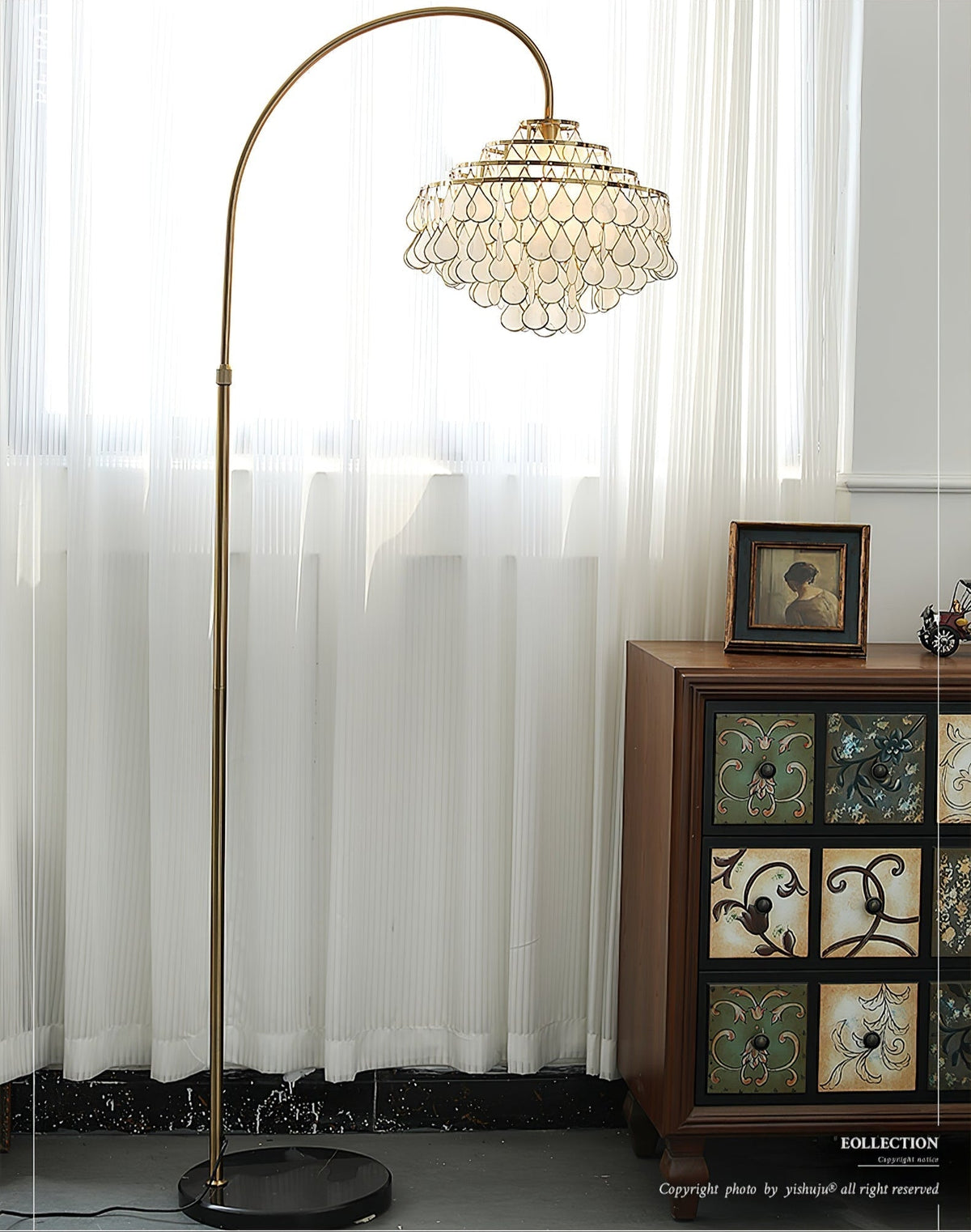 Emily vloerlamp in goudkleurige afwerking
