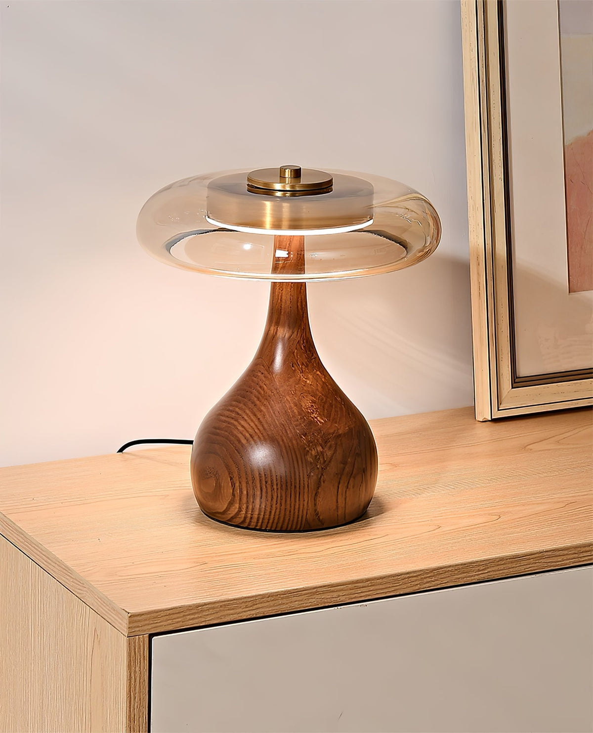 Bux Moderne tafellamp van walnoothout
