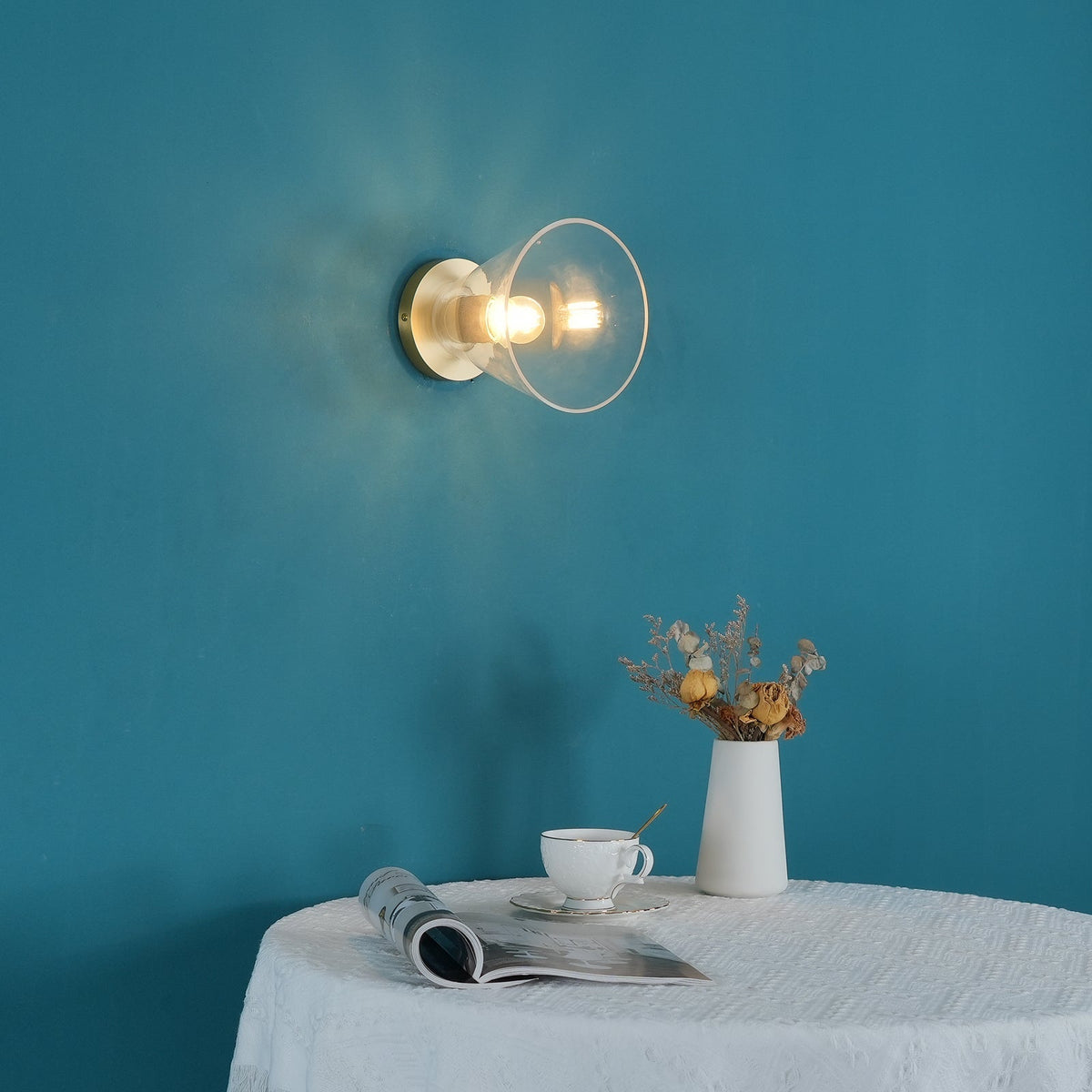 Elthyn plafondlamp conische kap glas messing minimalistisch industrieel
