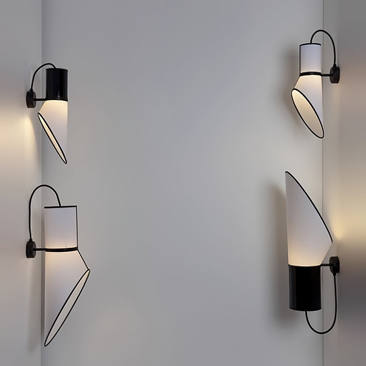 Moorcrest Sketch Line wandlamp