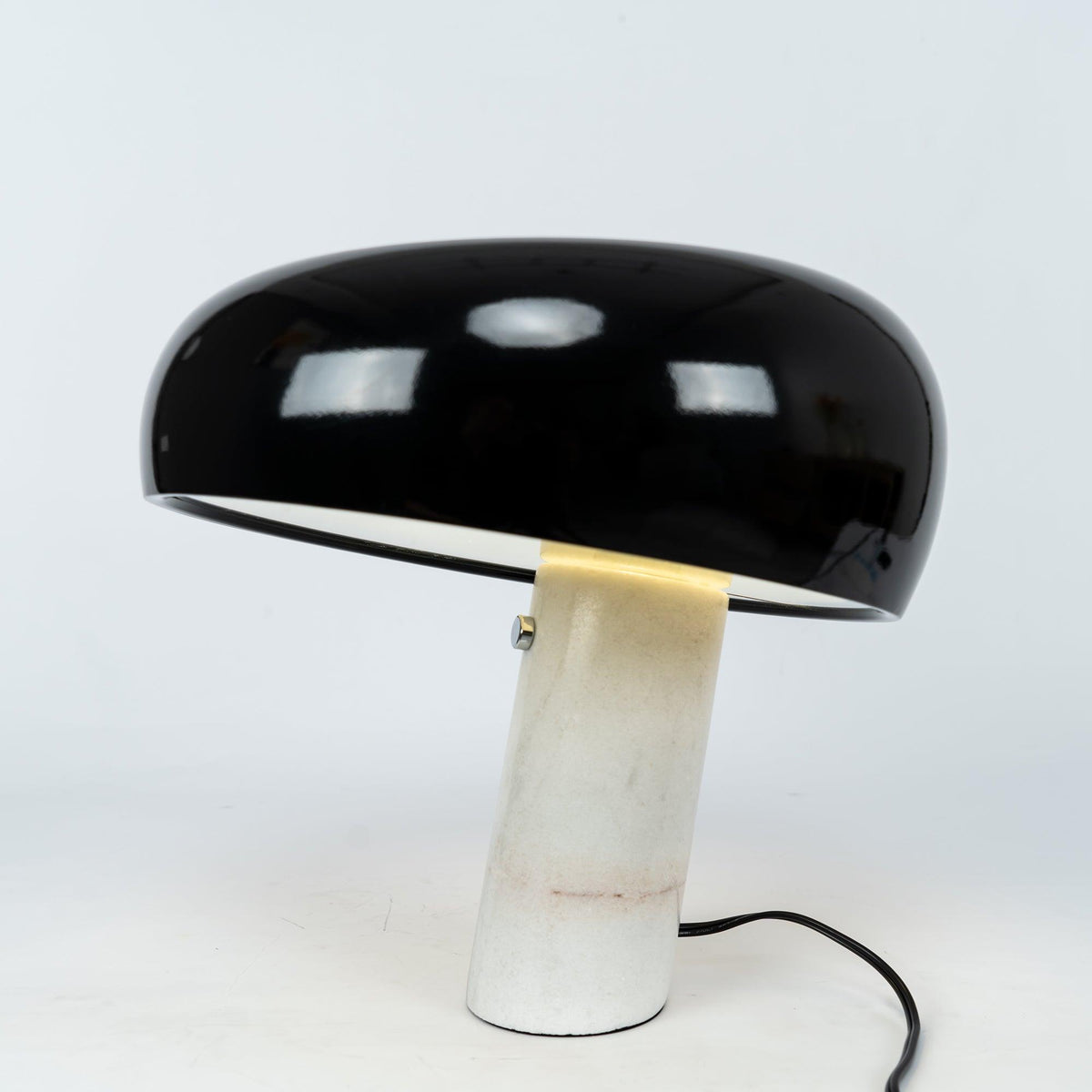 Nucleus marmeren tafellamp