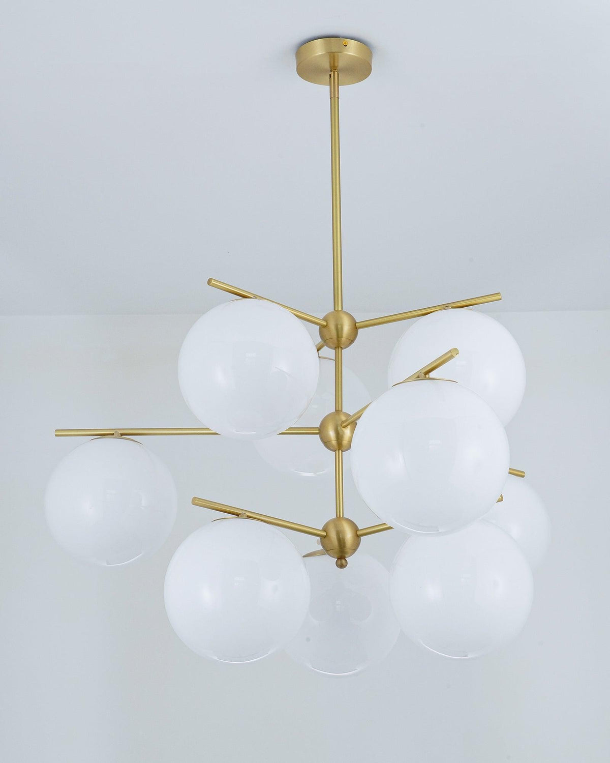 Casoella Kroonluchter met bolvormige kap en steel, moderne goudkleurige afwerking