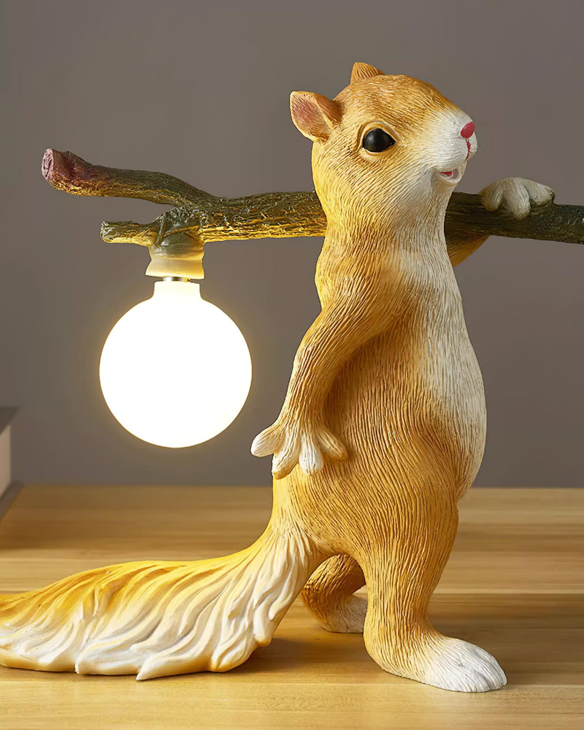 Squirrel tafellamp