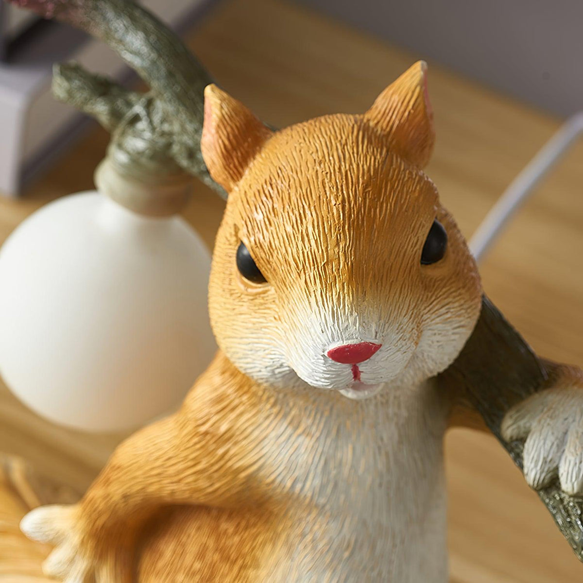 Squirrel tafellamp