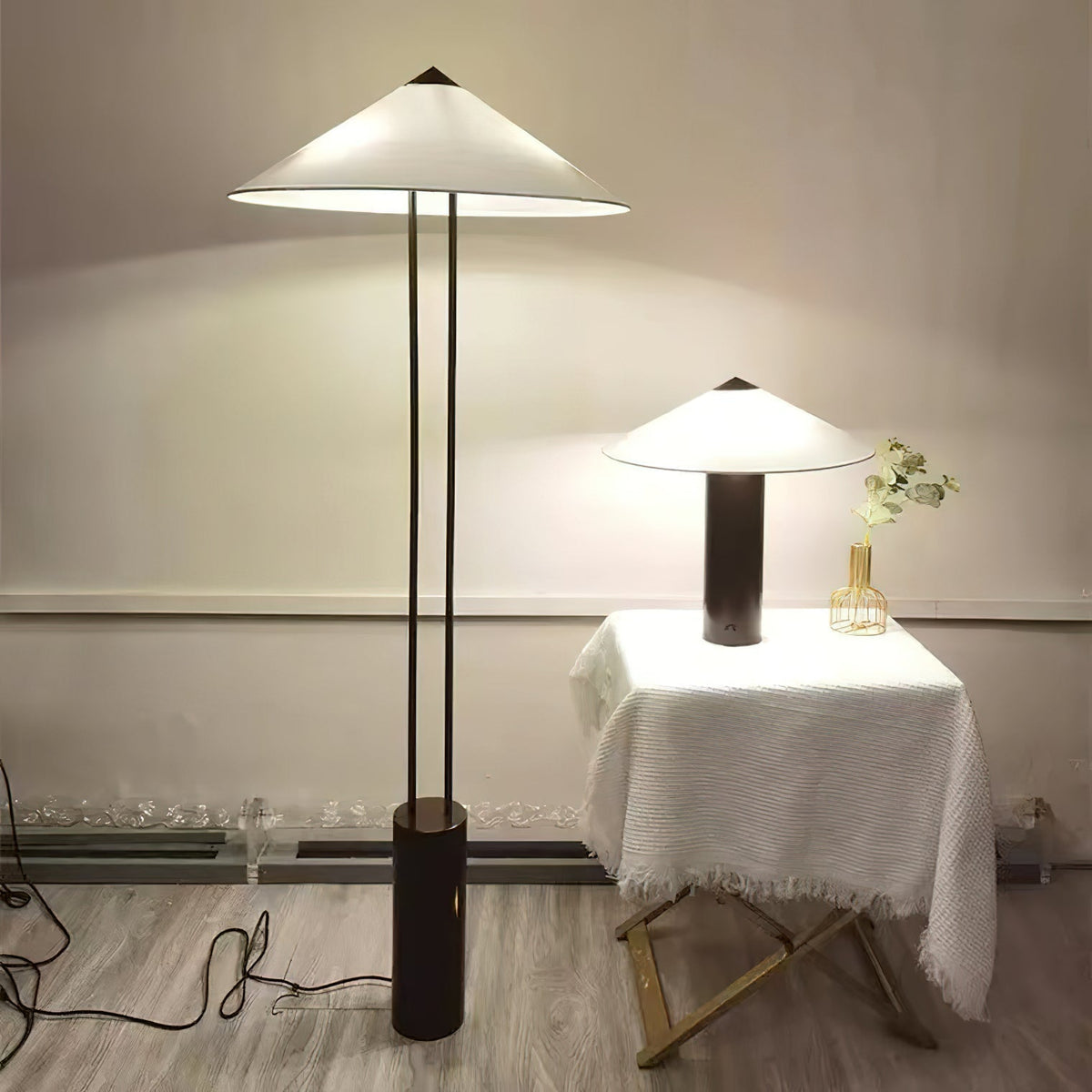 Veleaya vloerlamp