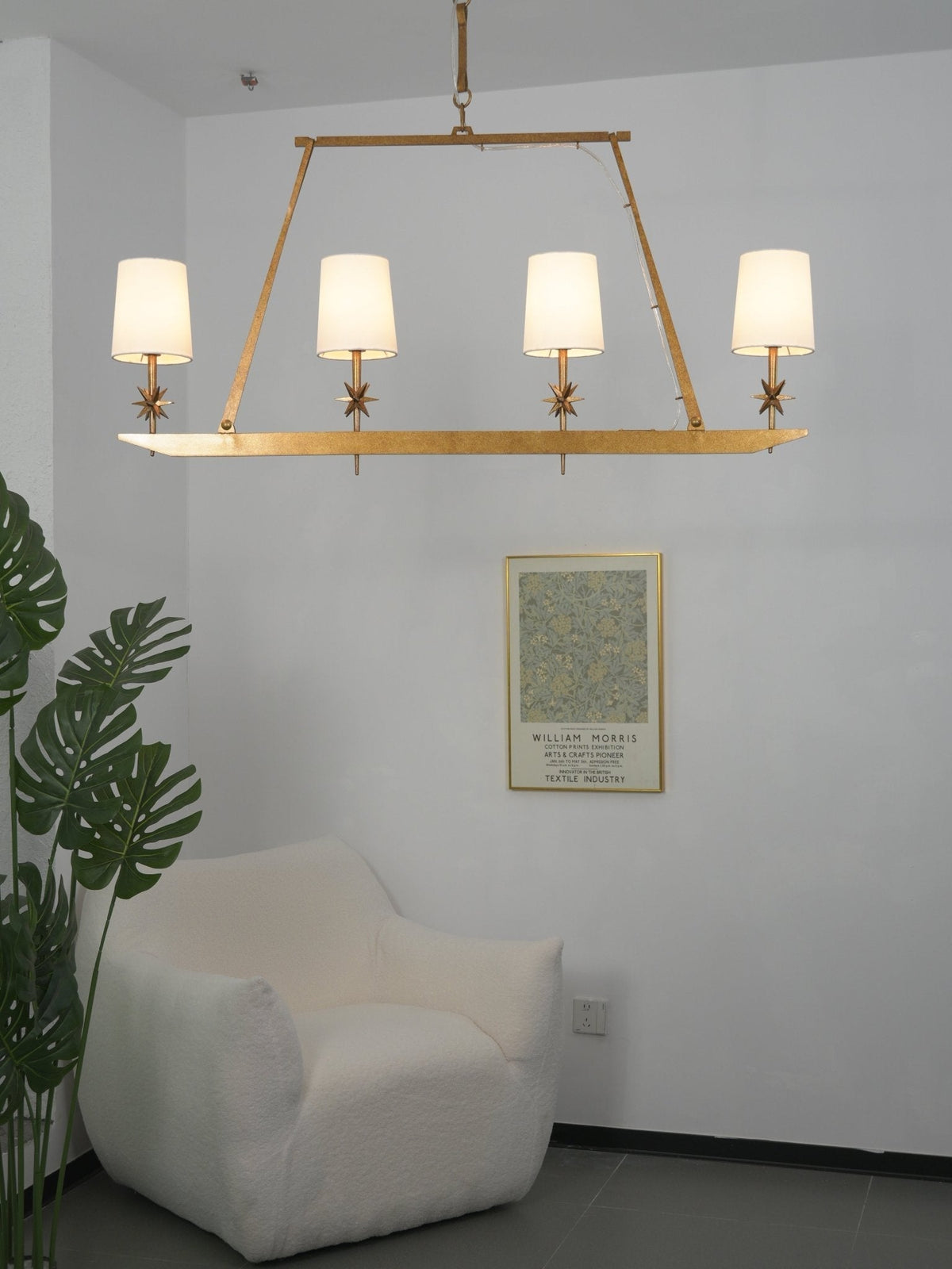 Lynve elegante kroonluchter met messing frame en steraccenten
