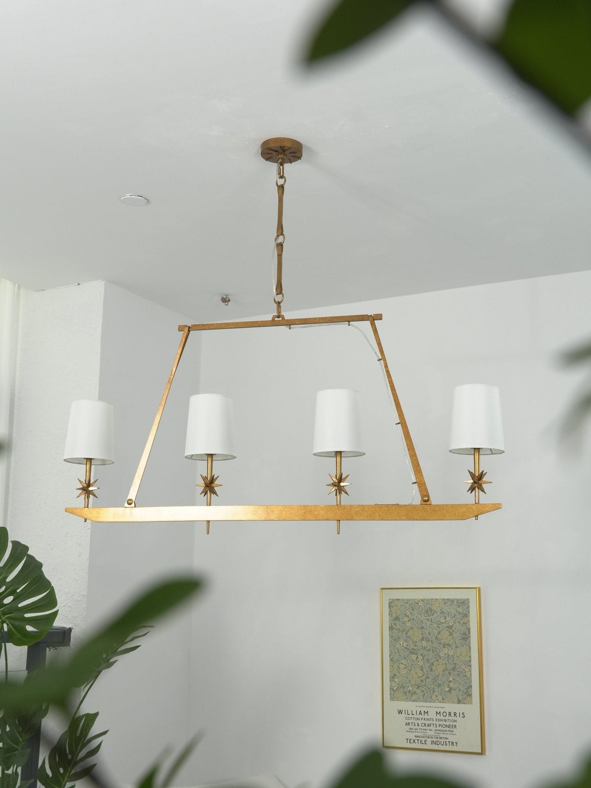 Lynve elegante kroonluchter met messing frame en steraccenten