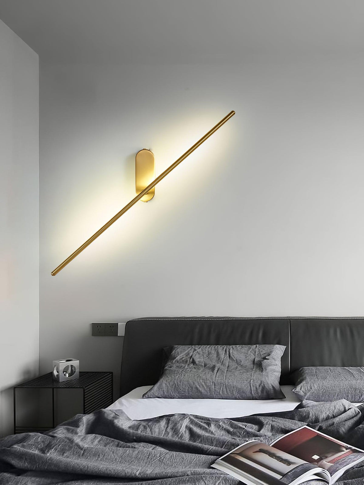 Marissa staafvormige messing wandlamp