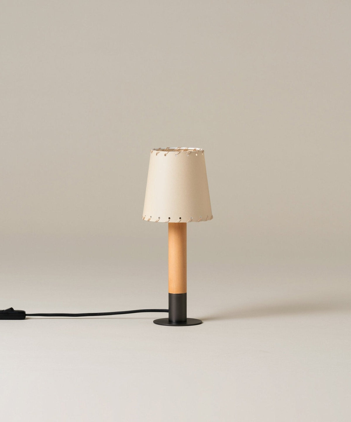 Bravique Stitched tafellamp
