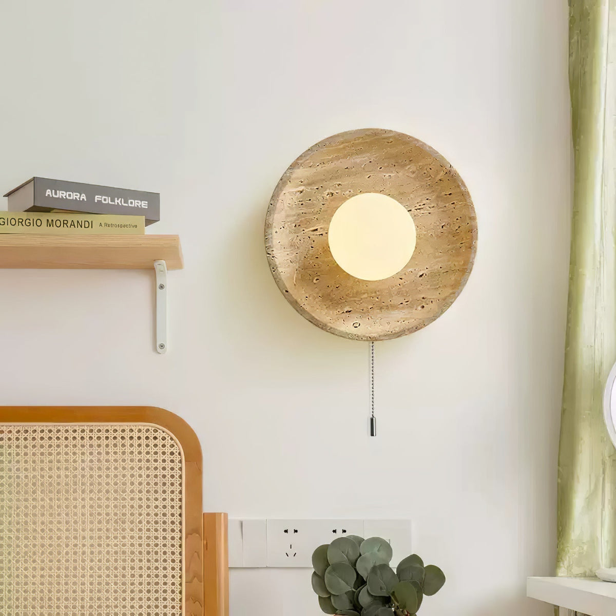 Tavik wandlamp met komvormig travertinframe