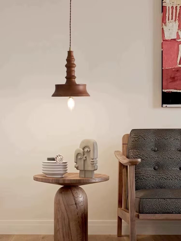 Tessira hanglamp van walnoothout met industriële stijl