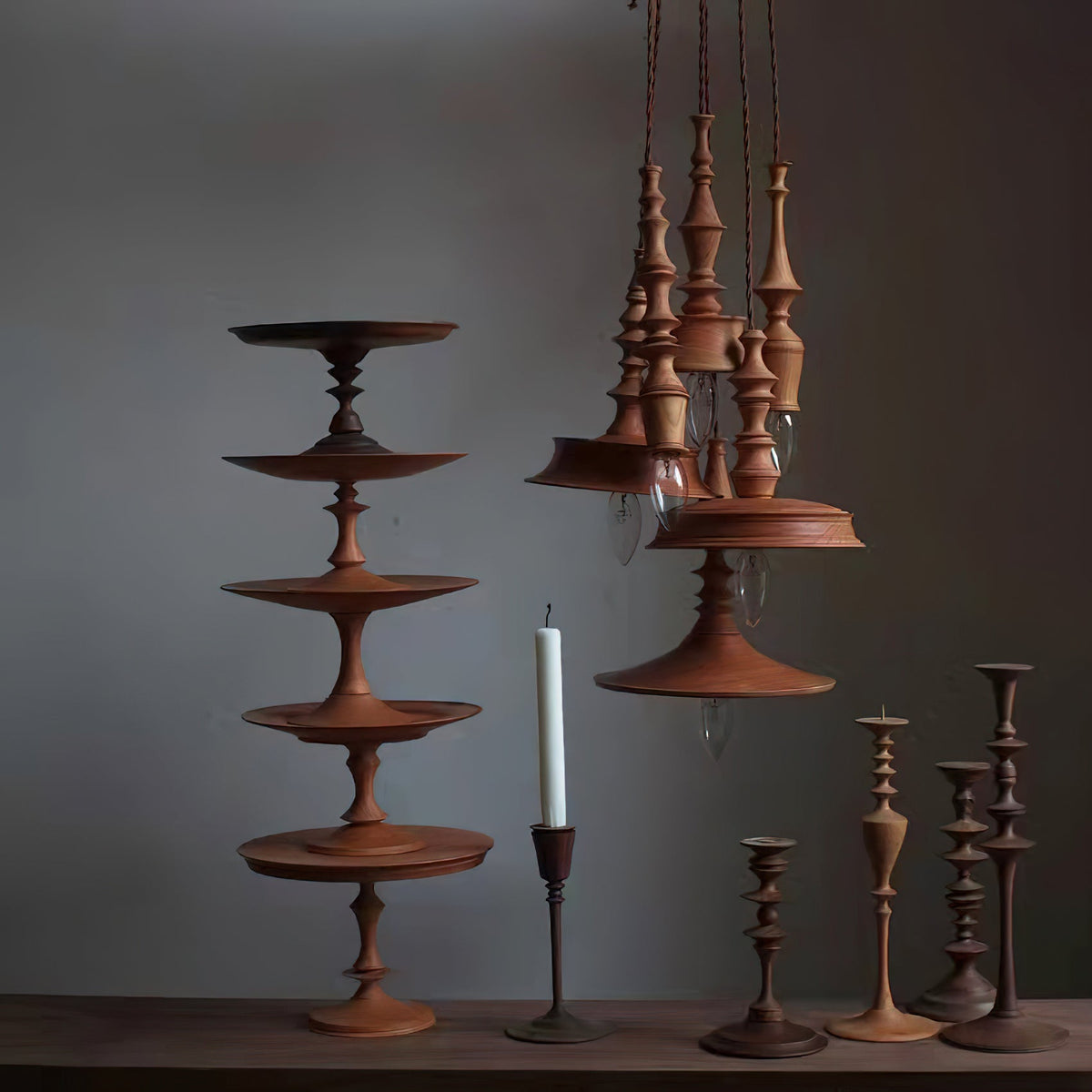 Teriinise hanglamp van walnoothout