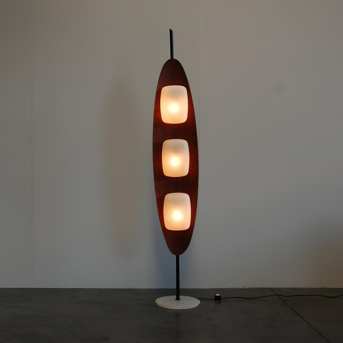 Camirara vloerlamp in marmer
