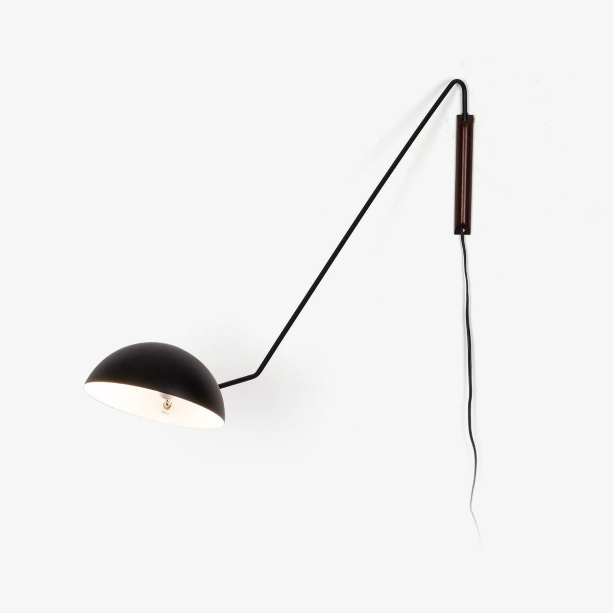Lirixel wandlamp van walnoot