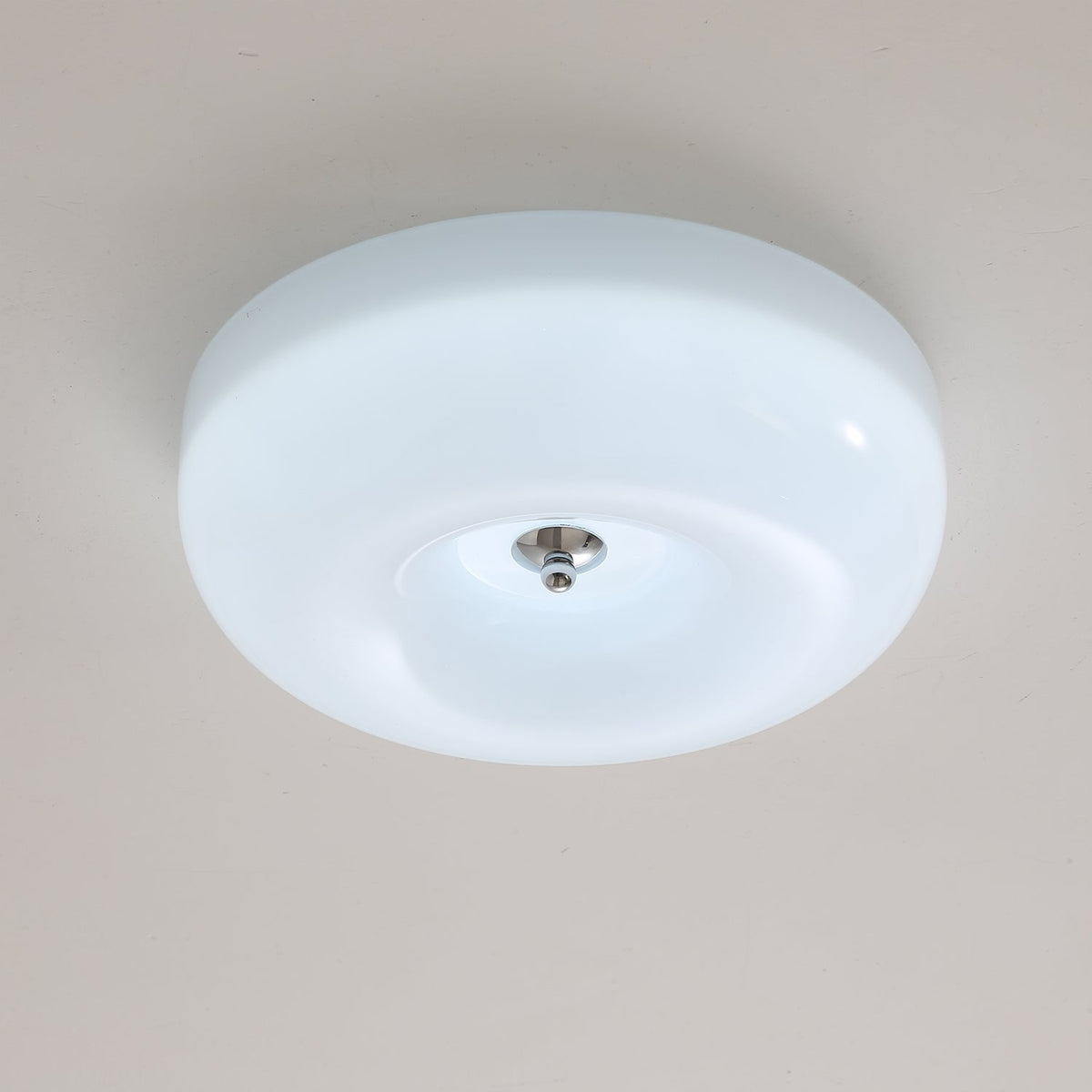 Cam Moderne plafondlamp van glas met minimalistisch swirl-ontwerp