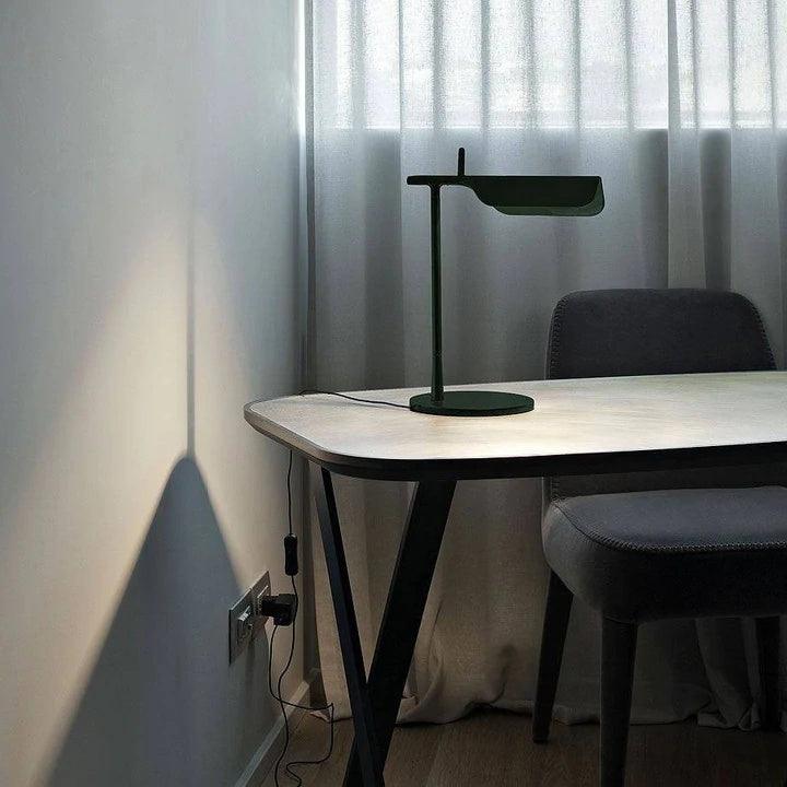 Cilorn acryl tafellamp met minimalistisch ontwerp