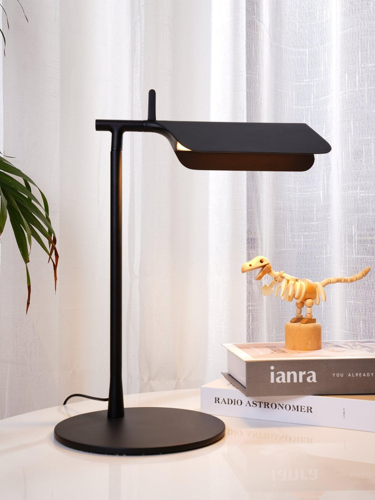 Cilorn acryl tafellamp met minimalistisch ontwerp