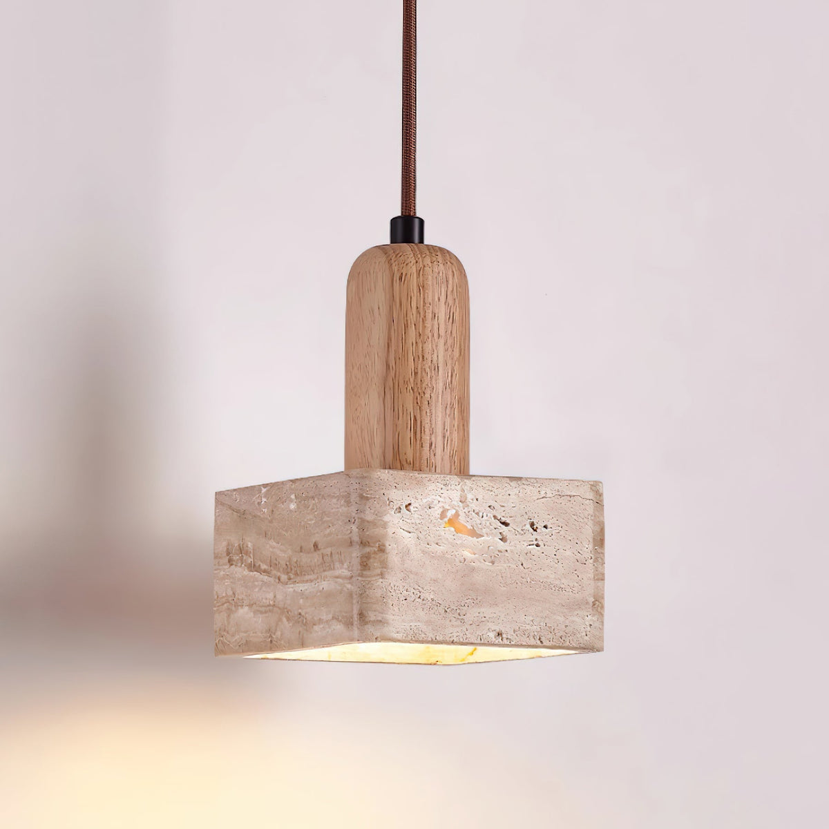 Lava vierkante hanglamp met travertin in walnootkleur