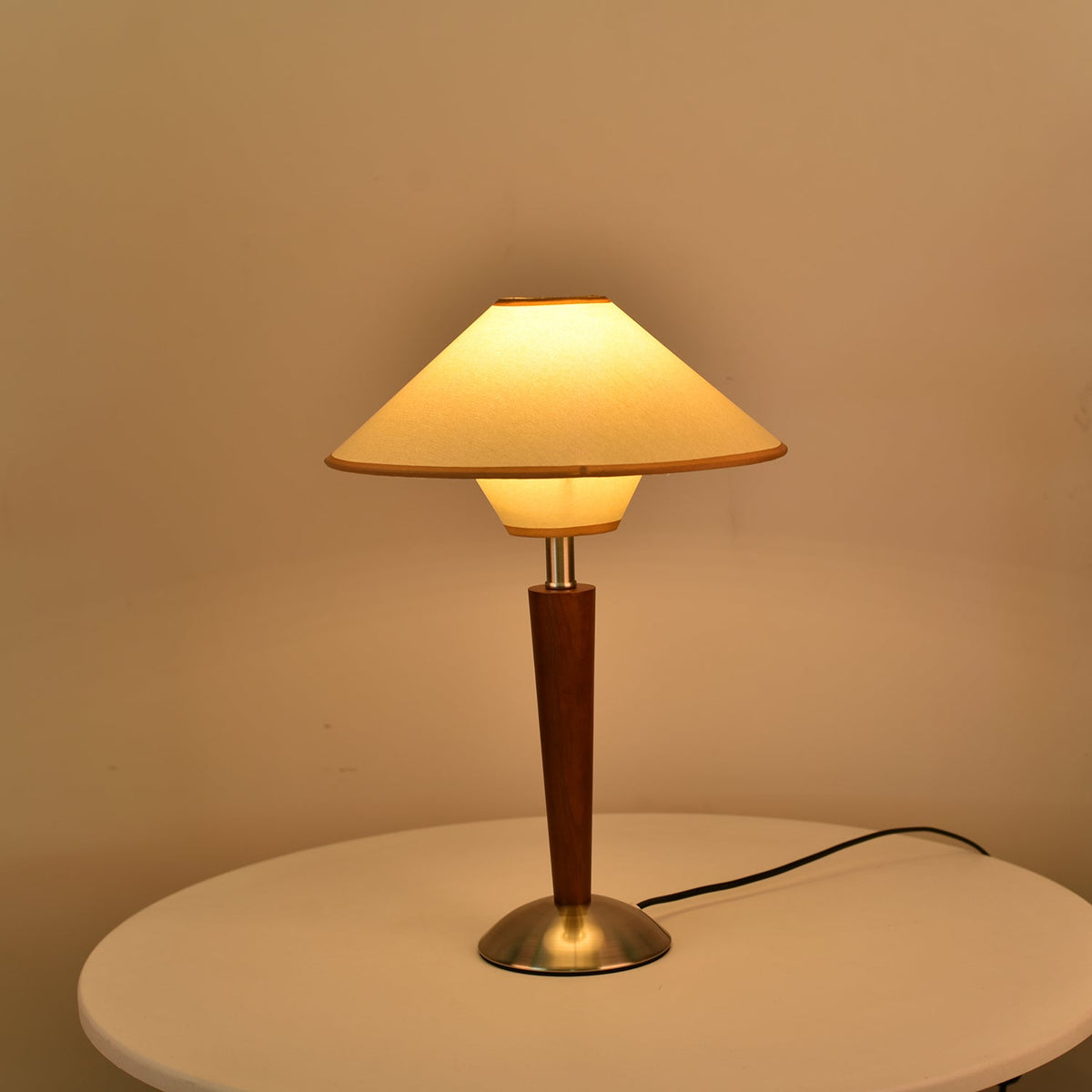 Roka tafellamp Talonwood