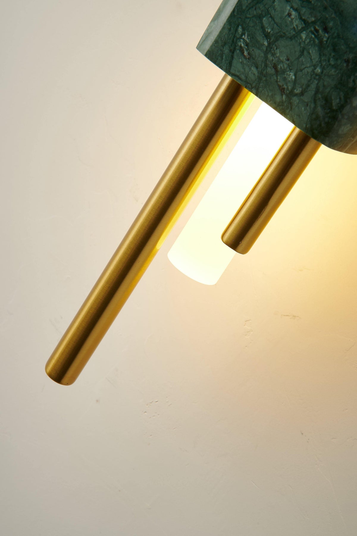 Evely Premium Noordse kunst wandlamp met marmer, met stekker