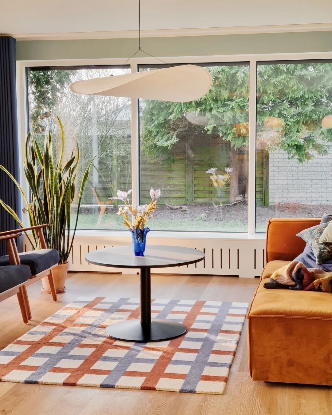 Larenol hanglamp van glas van papier en glasvezel