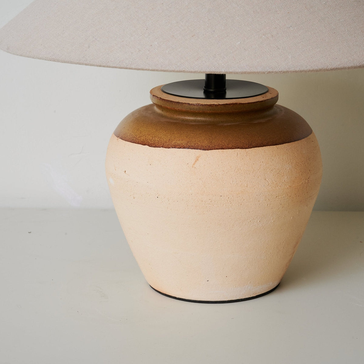 Eric Moderne tafellamp van keramiek