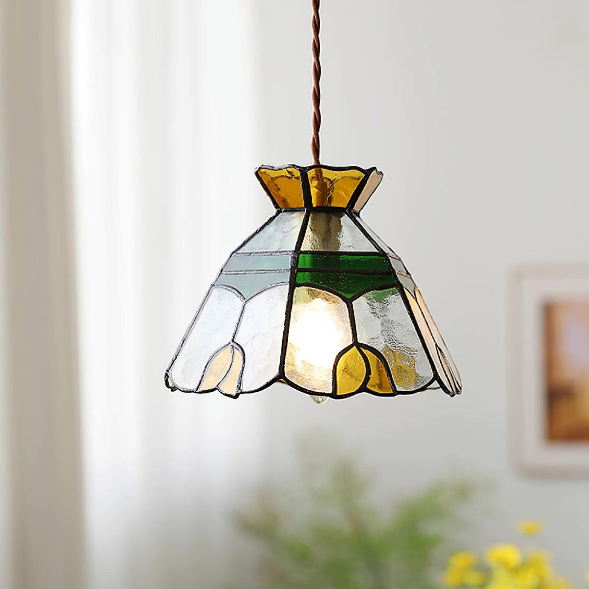 Coriva hanglamp met rookglas in mid-century stijl