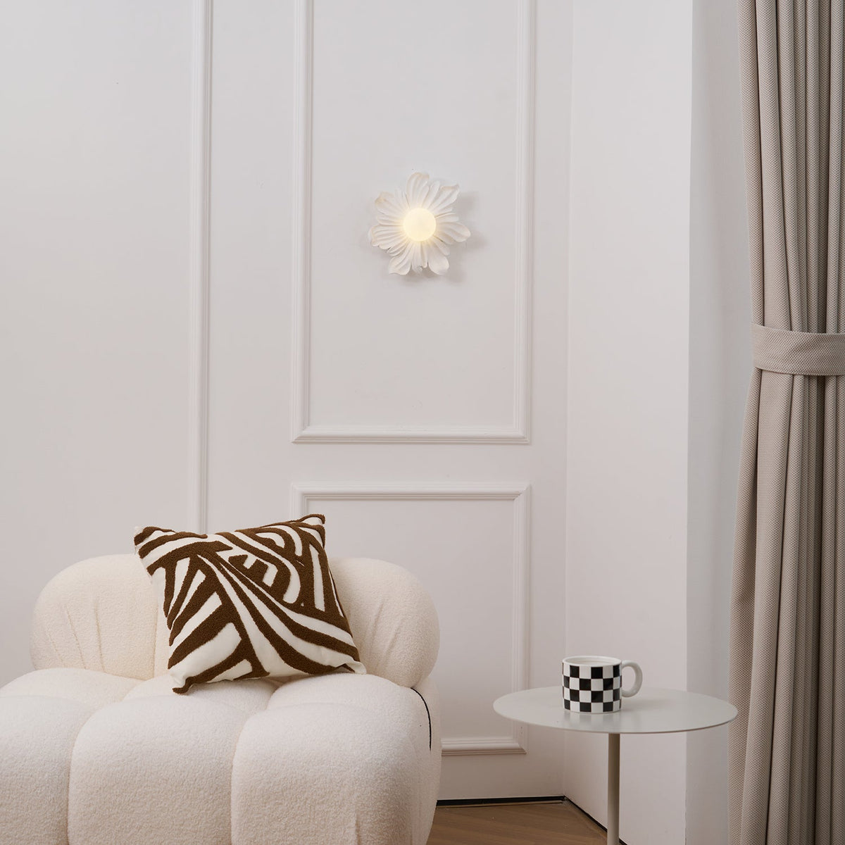 Tina Flower wandlamp