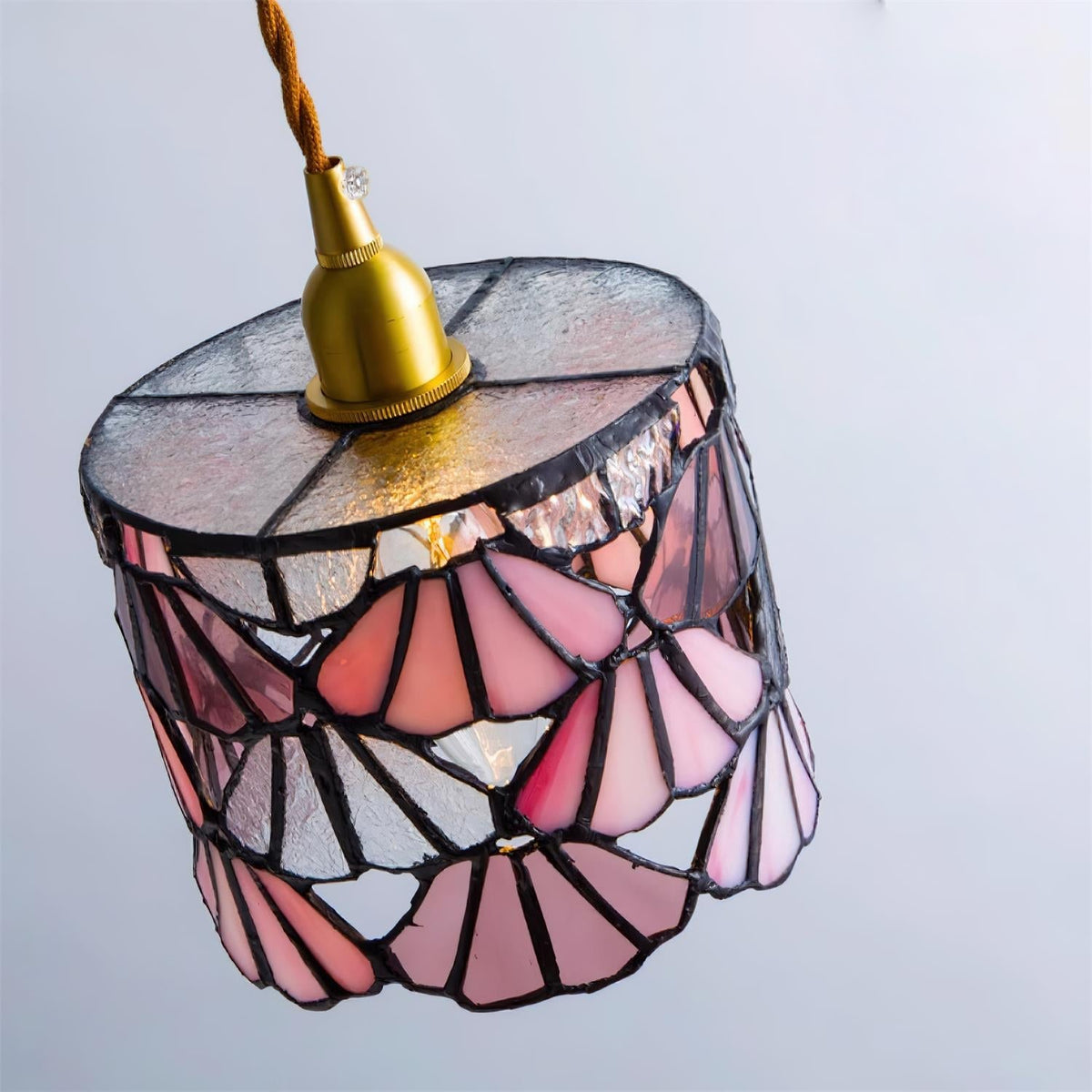 Lioraen Tiffany hanglamp met klassiek ontwerp